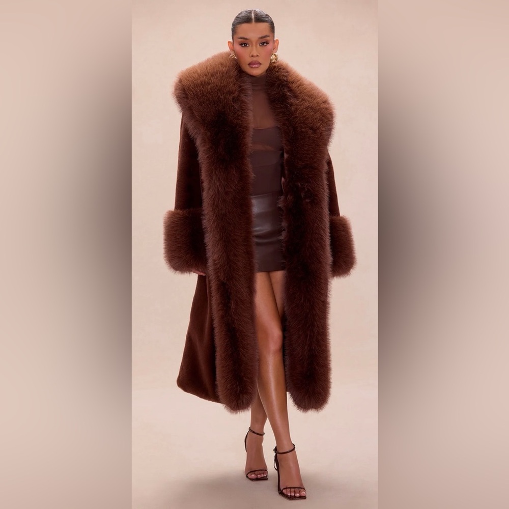 BNWT Nova Lux Soft Statement Faux Fur Coat - Chocolate as.XL